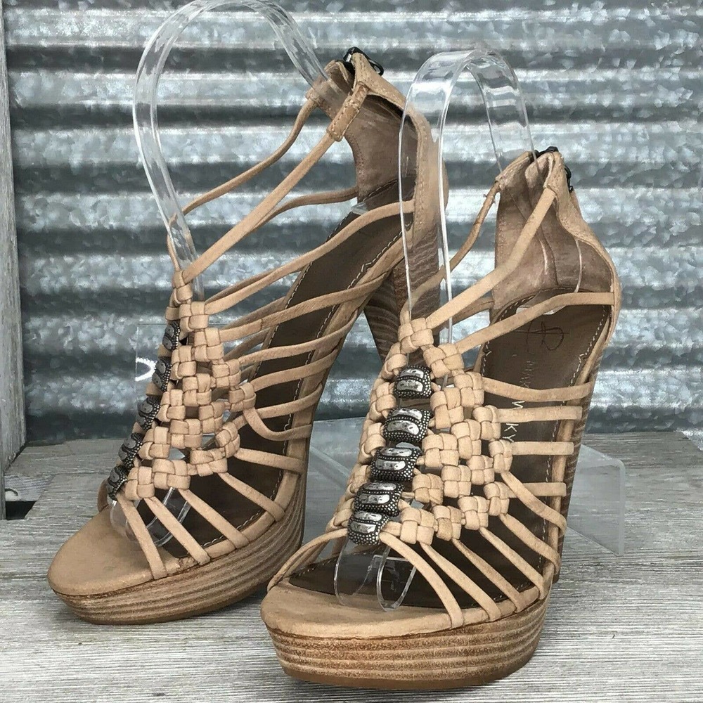 B Makowsky Anna Leather Weave Platform